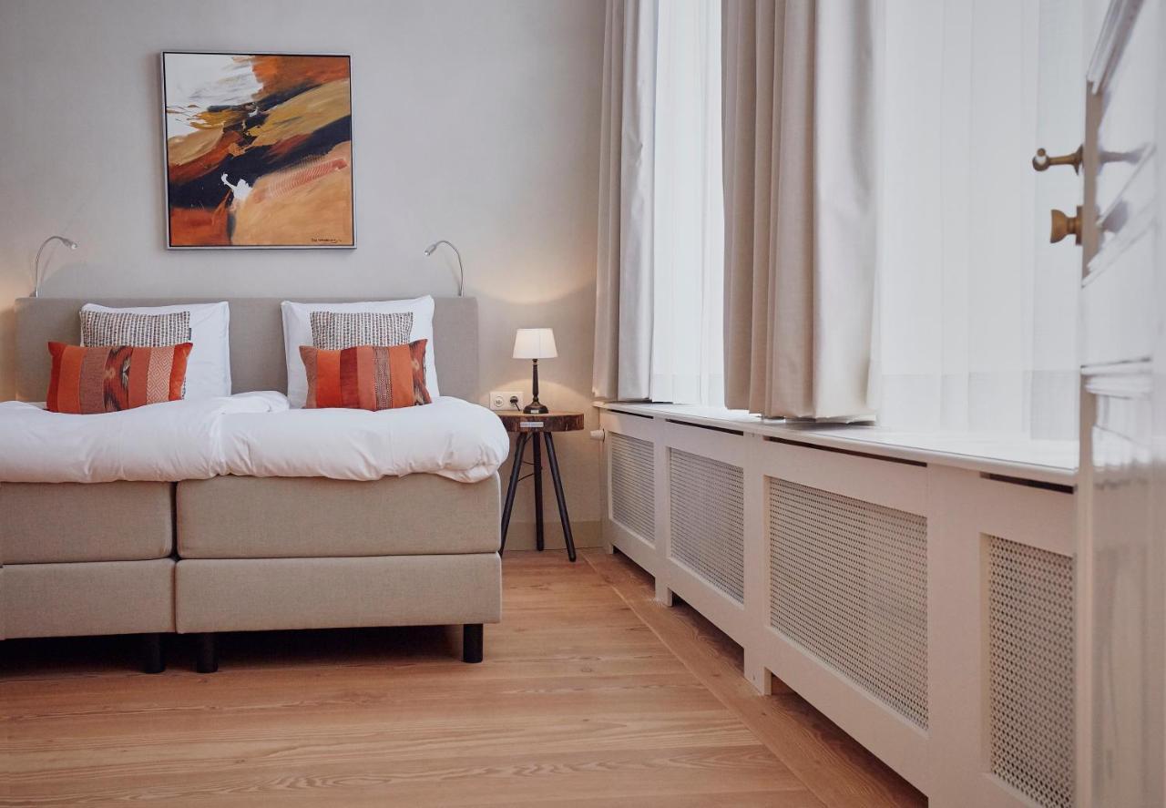 Large Double Room,645238047:JPEG